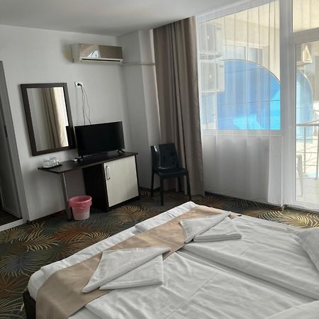 Babylonia Resort コスティネシュティ エクステリア 写真