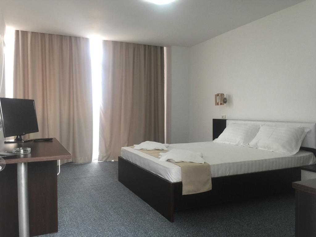 Babylonia Resort コスティネシュティ エクステリア 写真