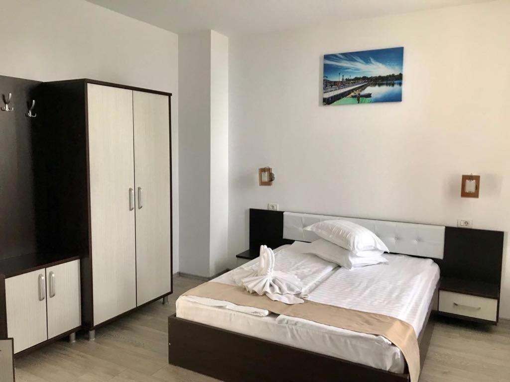 Babylonia Resort コスティネシュティ エクステリア 写真